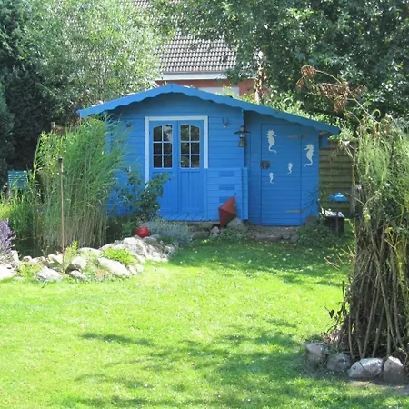 In Giesselrade Mit Grossem Garten